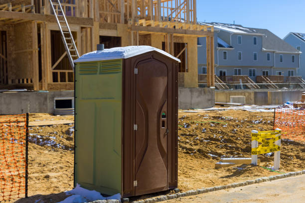 Portable Toilet Options We Offer in Hudson, WI